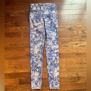 Ivivva Blue and White Patterned Leggings